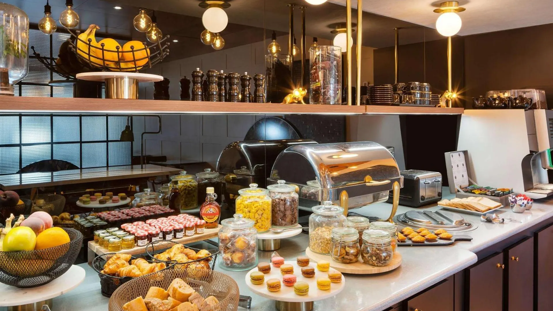 Hotel Mercure Paris Montparnasse Pasteur