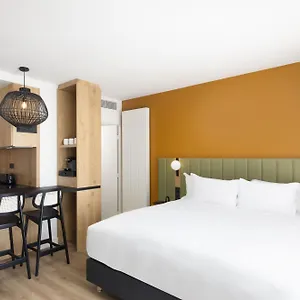 By Marriott Didot Montparnasse Париж