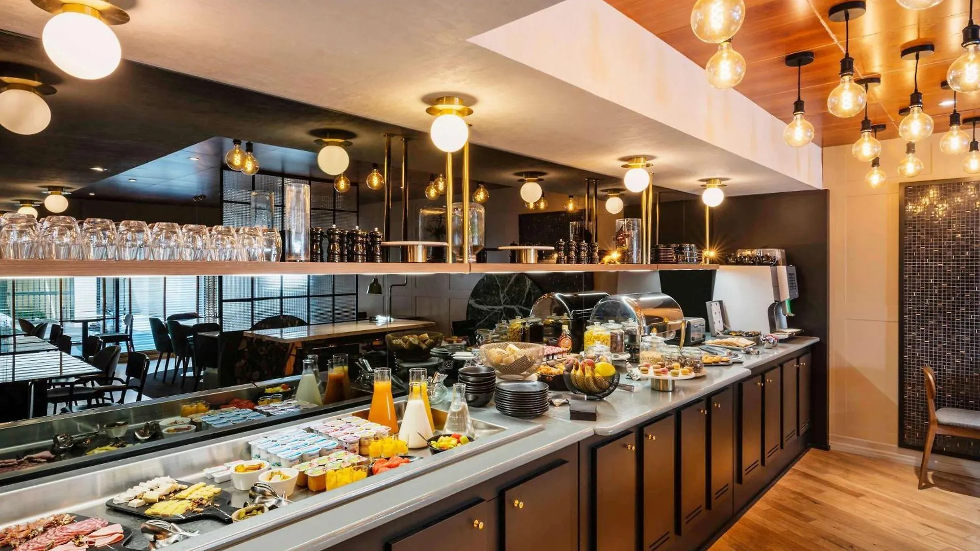 Mercure Paris Montparnasse Pasteur 4*,  Frankrig