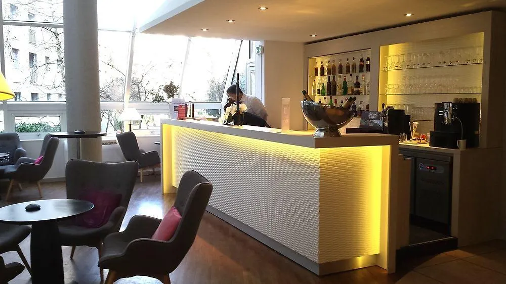 酒店 巴黎蒙帕纳斯巴斯德假日酒店